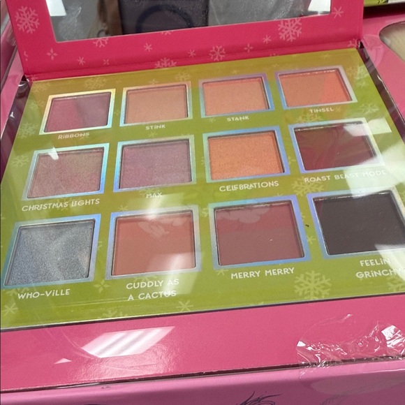 Rare Grinch Pink Party Full Beauty Set! 5PC Makeup Kit w/ Palettes & Brushes. - Picture 3 of 7
